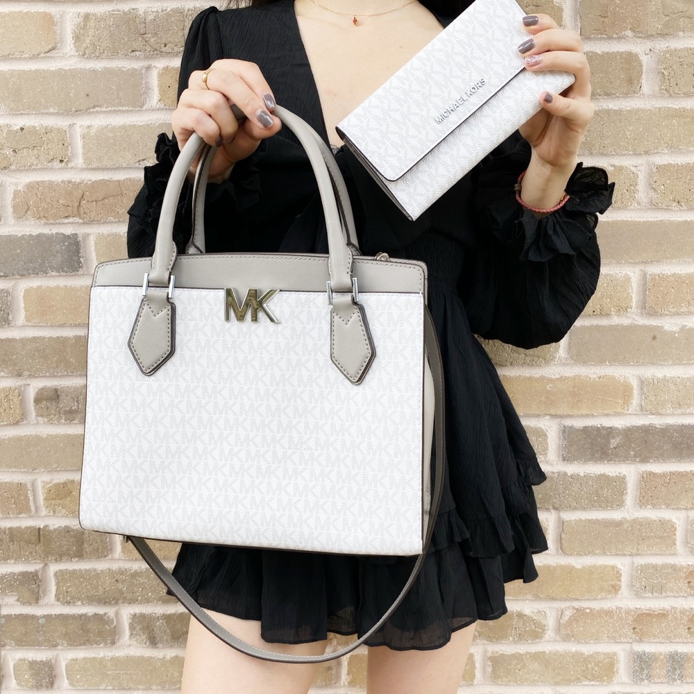SALE‼️BUNDLE Michael Kors Large Satchel wallet - Picture 1 of 8